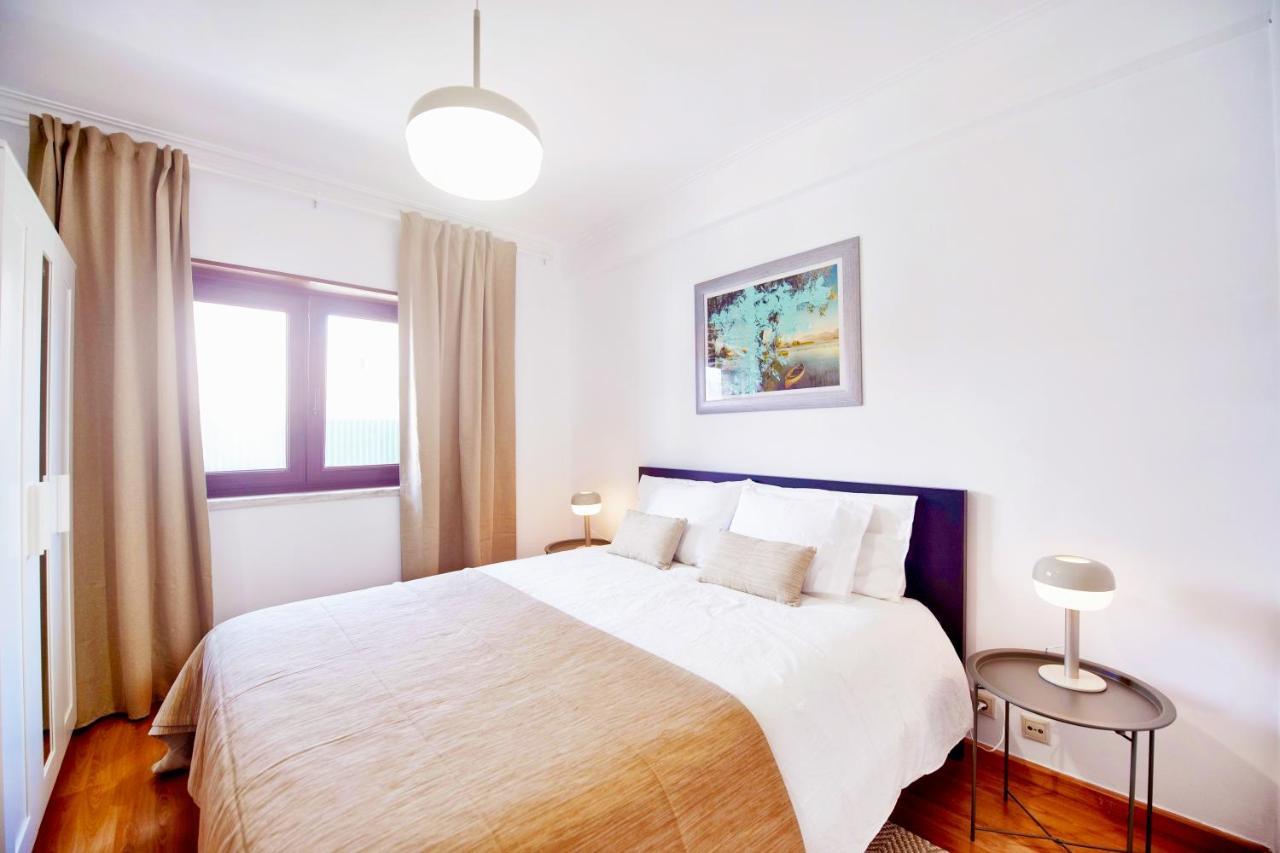 Happy Holiday Cascais - Parede Apartment Ngoại thất bức ảnh